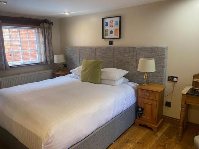 Sebastians Hotel Oswestry Kültér fotó